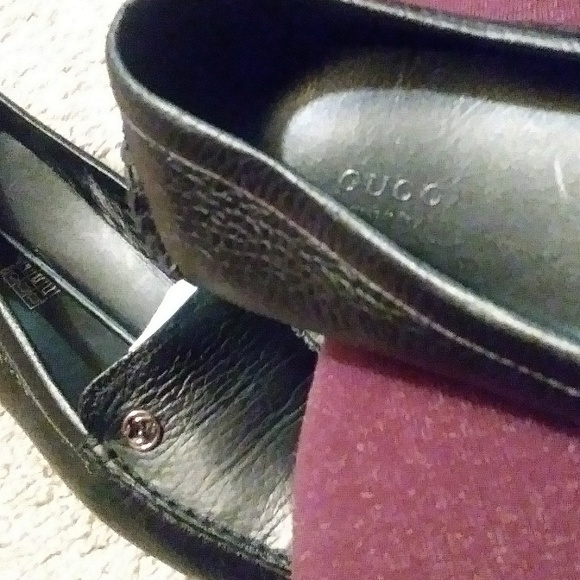 Men Gucci Shoes - Picture 3 of 3